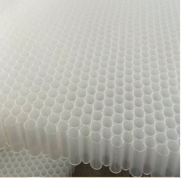 Polypropylene Honeycomb Core — 10 mm Cell 75 kg/m³